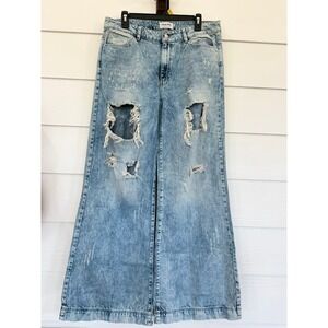 D-61- Litz by Uniq Acid Wash Distressed Wide Leg Jeans Light Blue Size 11/30